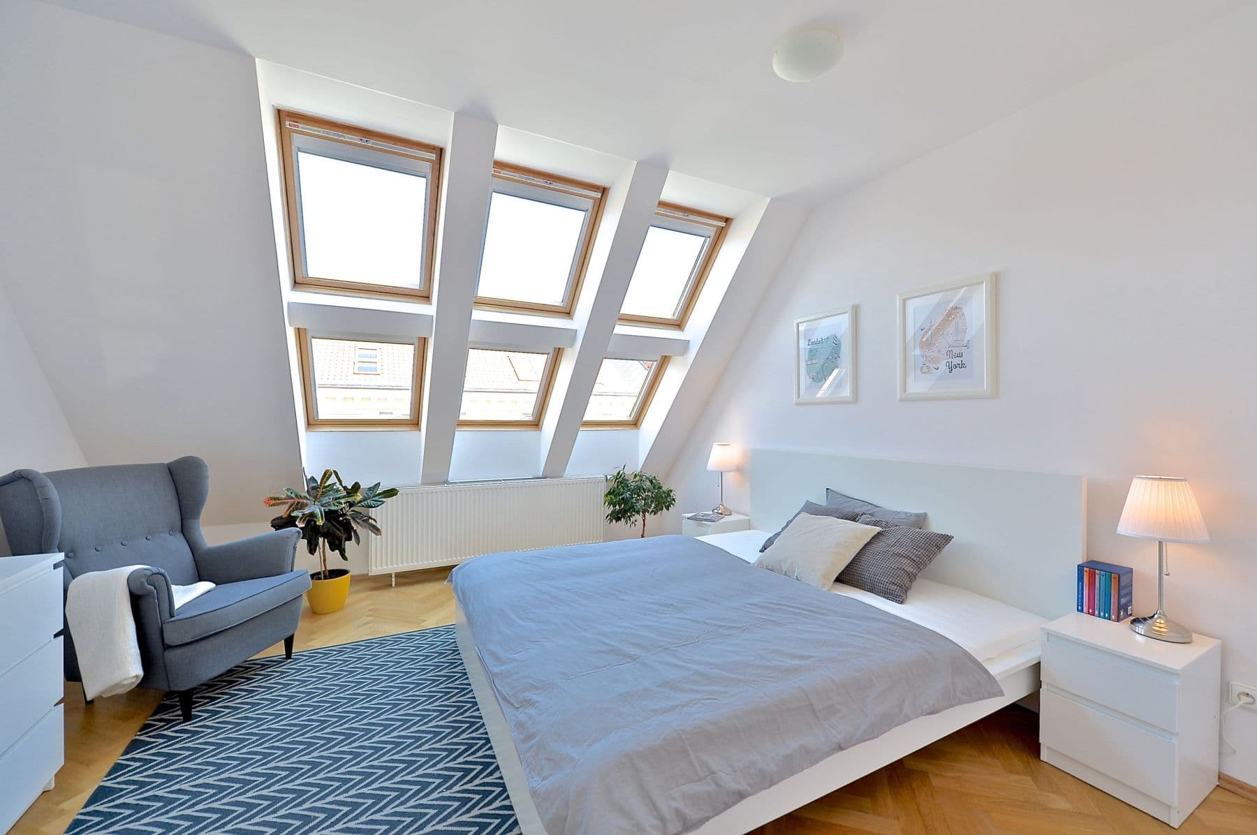 Pronájem bytu 57 m², Varšavská, Praha, Praha Pronájem bytu 57 m², Varšavská, Praha, Praha