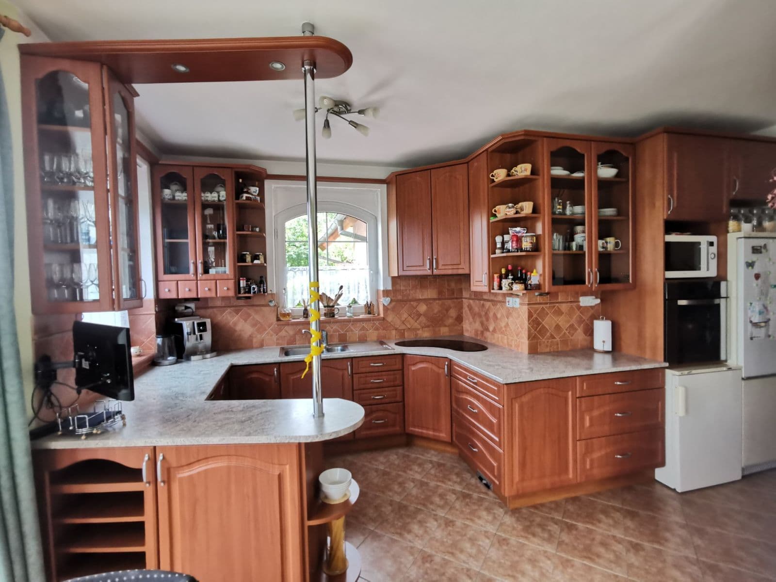 Prodej domu 282 m², pozemek 3.345 m², Přerov nad Labem, Středočeský kraj Prodej domu 282 m², pozemek 3.345 m², Přerov nad Labem, Středočeský kraj