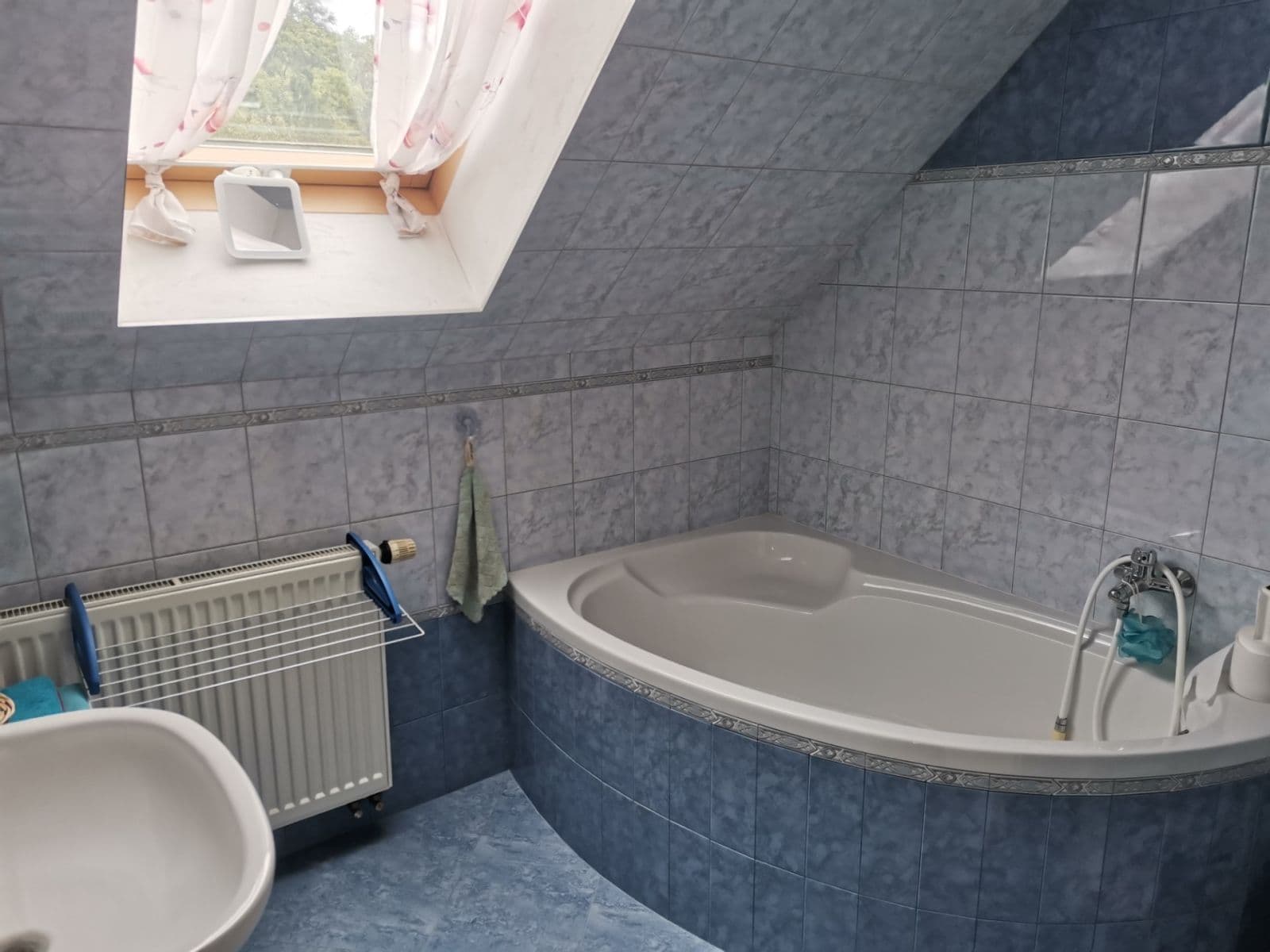 Prodej domu 282 m², pozemek 3.345 m², Přerov nad Labem, Středočeský kraj Prodej domu 282 m², pozemek 3.345 m², Přerov nad Labem, Středočeský kraj