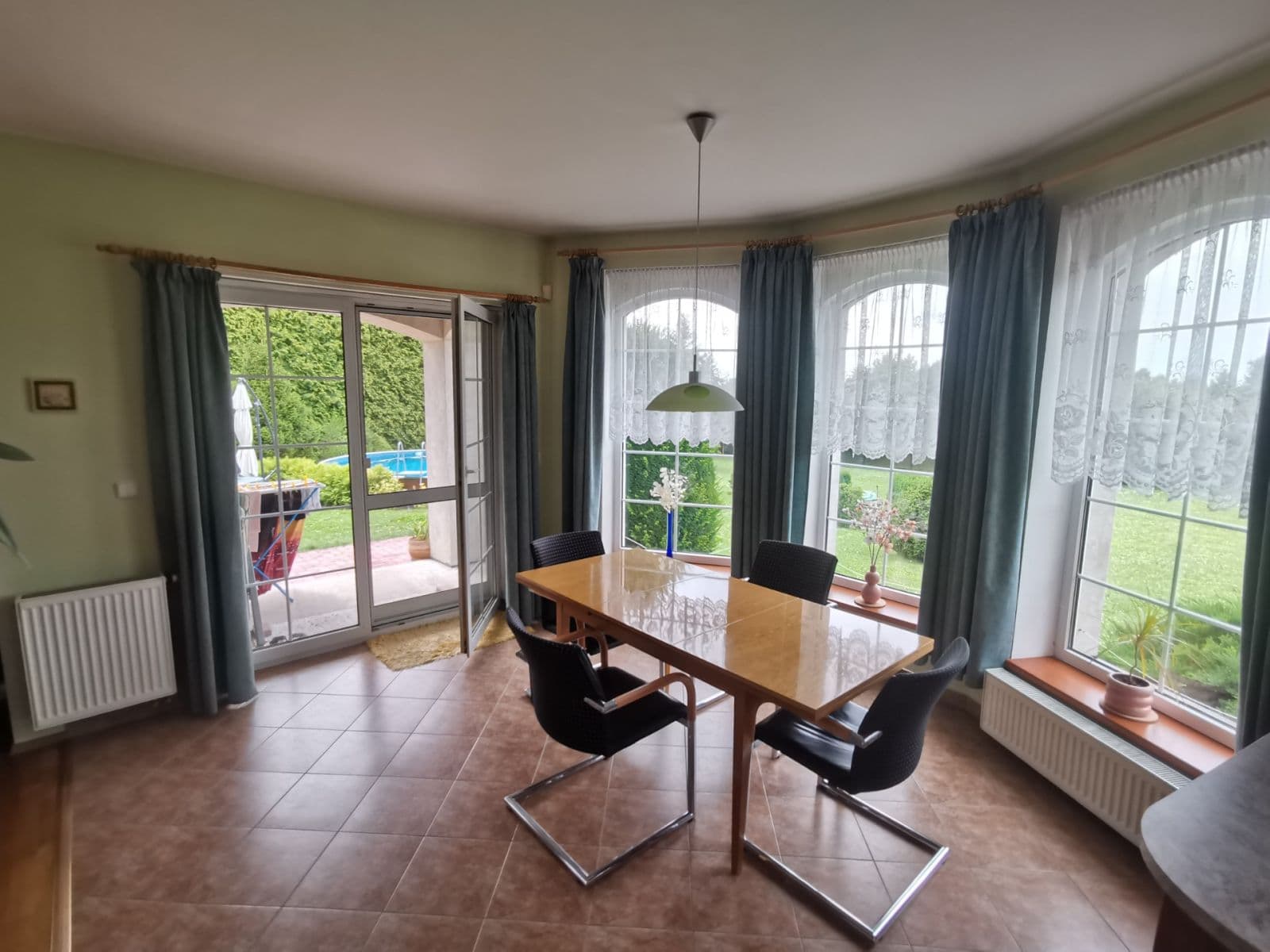 Prodej domu 282 m², pozemek 2.150 m², Přerov nad Labem, Středočeský kraj Prodej domu 282 m², pozemek 2.150 m², Přerov nad Labem, Středočeský kraj