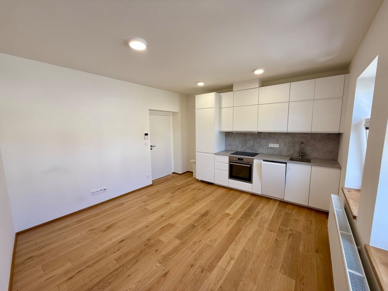 Pronájem bytu 1+kk 24 m², Pod Rybníkem, Praha, Praha Pronájem bytu 1+kk 24 m², Pod Rybníkem, Praha, Praha