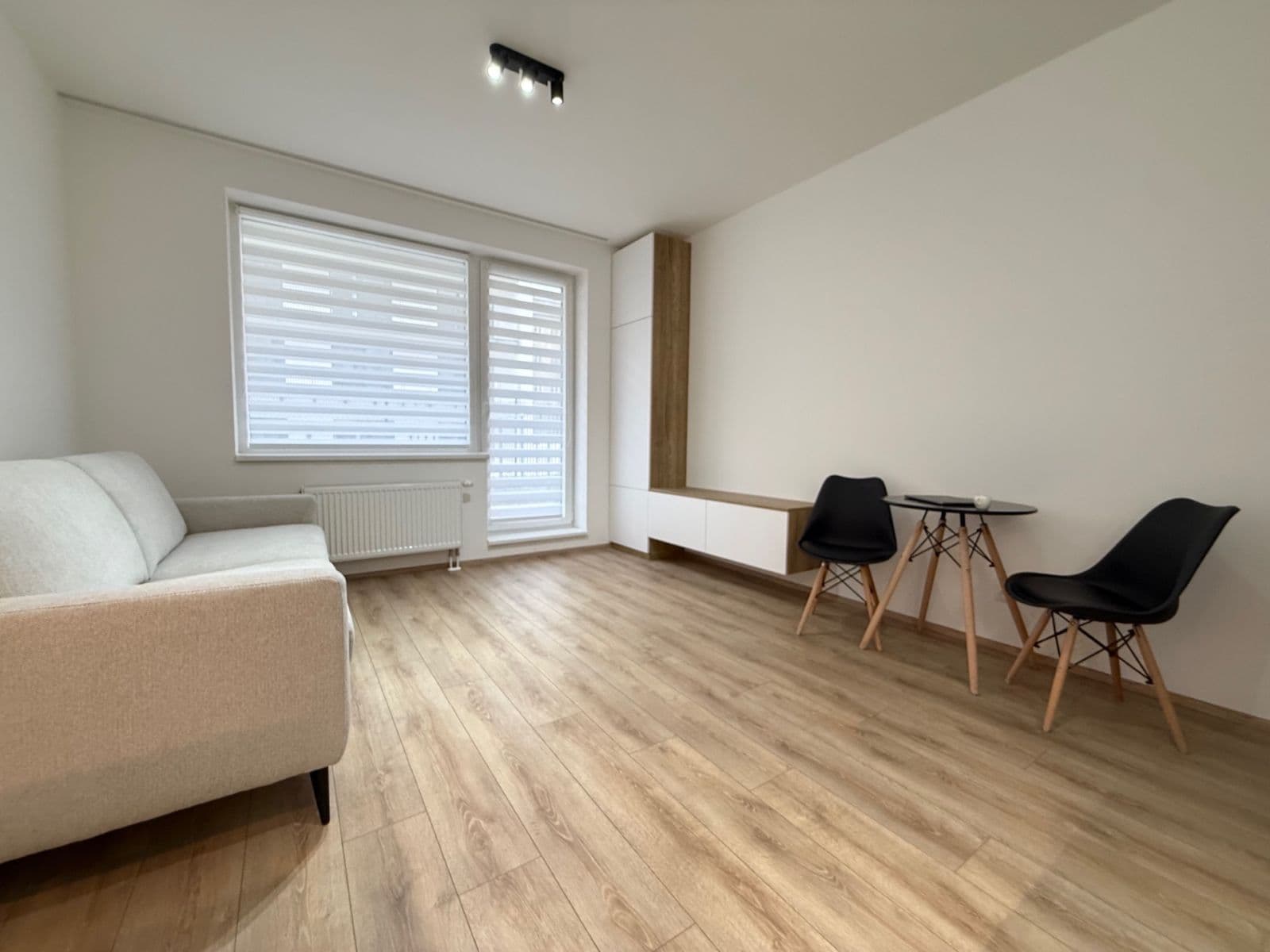 Pronájem bytu 1+kk 28 m², Spolková, Brno, Jihomoravský kraj Pronájem bytu 1+kk 28 m², Spolková, Brno, Jihomoravský kraj