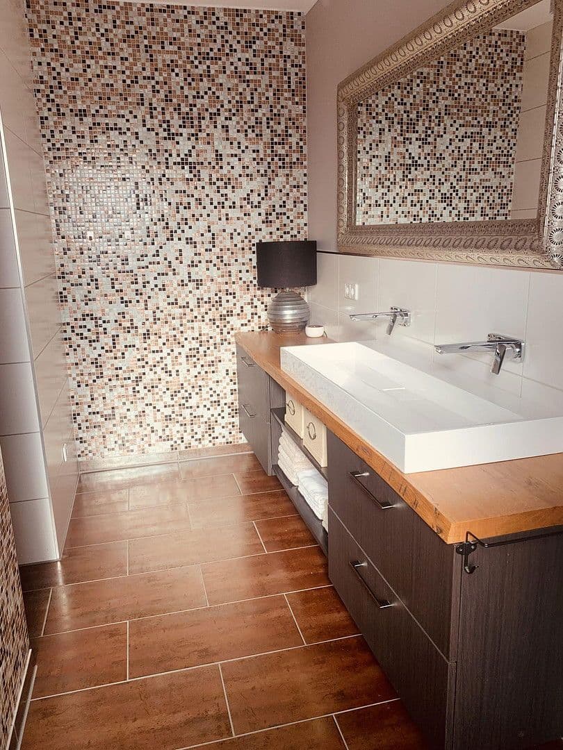 Prodej domu 220 m², pozemek 500 m², Wegberg, Severní Porýní-Vestfálsko Prodej domu 220 m², pozemek 500 m², Wegberg, Severní Porýní-Vestfálsko