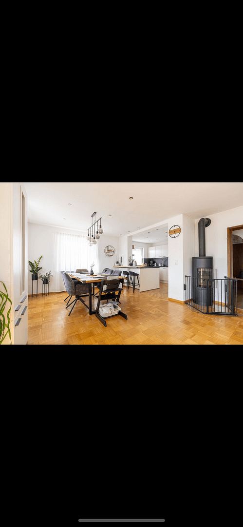 Prodej domu 283 m², pozemek 570 m², Rimpar, Bavorsko Prodej domu 283 m², pozemek 570 m², Rimpar, Bavorsko