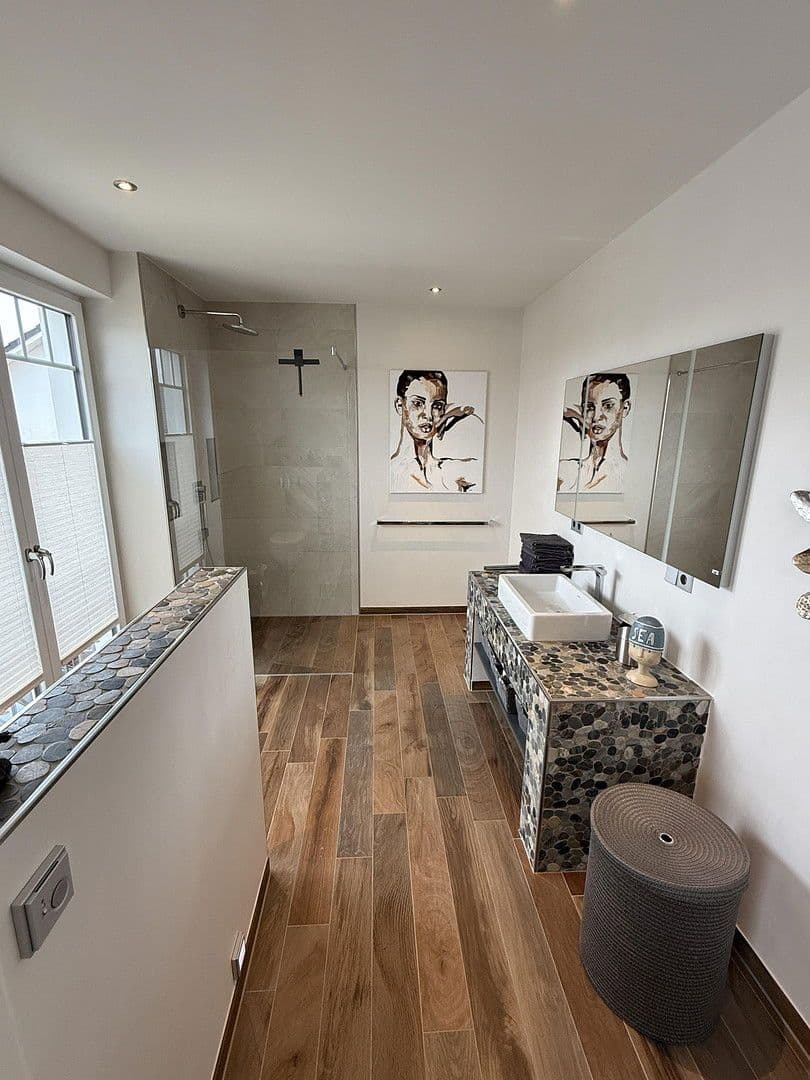 Prodej domu 190 m², pozemek 621 m², Kerpen, Severní Porýní-Vestfálsko Prodej domu 190 m², pozemek 621 m², Kerpen, Severní Porýní-Vestfálsko