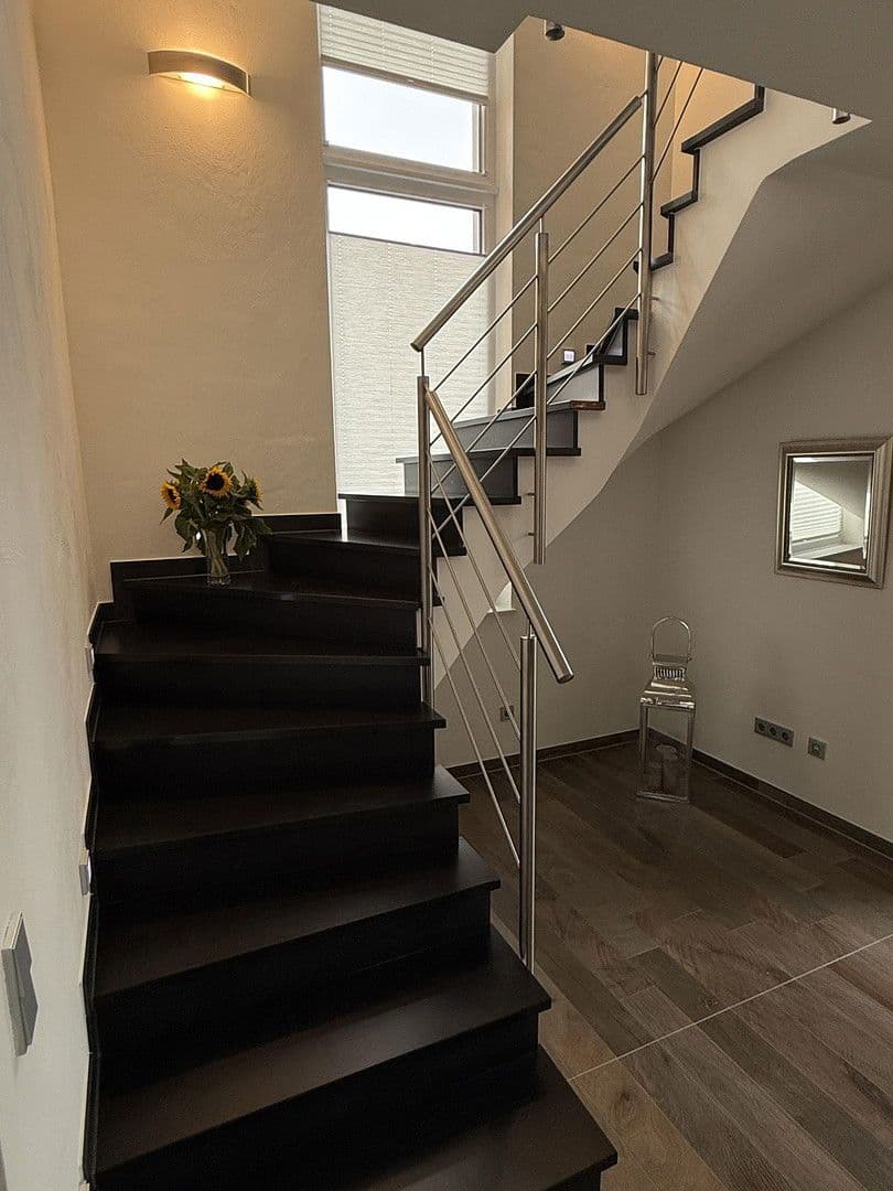 Prodej domu 190 m², pozemek 621 m², Kerpen, Severní Porýní-Vestfálsko Prodej domu 190 m², pozemek 621 m², Kerpen, Severní Porýní-Vestfálsko