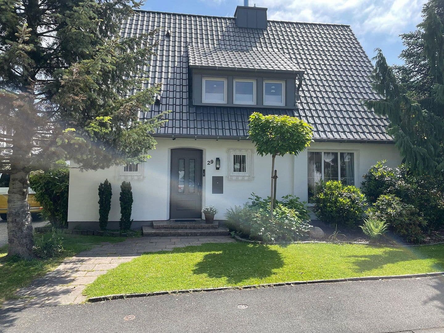 Prodej domu 207 m², pozemek 1.094 m², Unna, Severní Porýní-Vestfálsko Prodej domu 207 m², pozemek 1.094 m², Unna, Severní Porýní-Vestfálsko