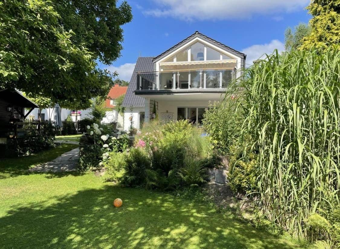 Prodej domu 207 m², pozemek 1.094 m², Unna, Severní Porýní-Vestfálsko Prodej domu 207 m², pozemek 1.094 m², Unna, Severní Porýní-Vestfálsko