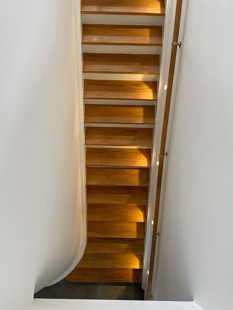 Prodej domu 207 m², pozemek 1.094 m², Unna, Severní Porýní-Vestfálsko Prodej domu 207 m², pozemek 1.094 m², Unna, Severní Porýní-Vestfálsko