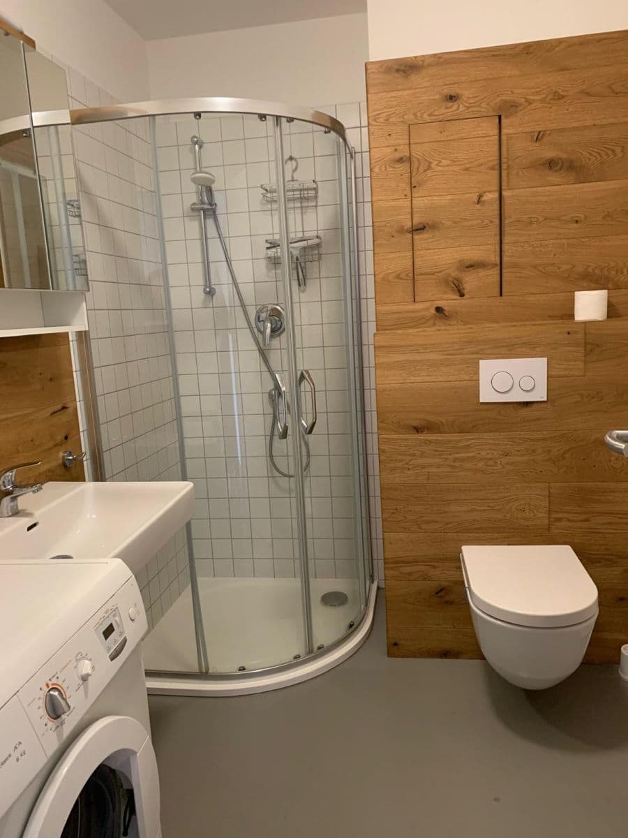 Pronájem bytu 1+kk 35 m², Plzeňská, Praha, Praha Pronájem bytu 1+kk 35 m², Plzeňská, Praha, Praha