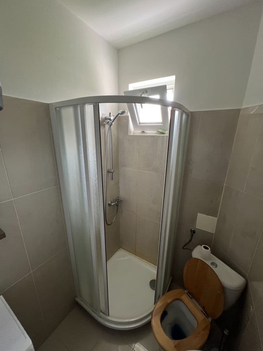 Pronájem bytu 1+kk 55 m², Pod Homolkou, Praha, Praha Pronájem bytu 1+kk 55 m², Pod Homolkou, Praha, Praha