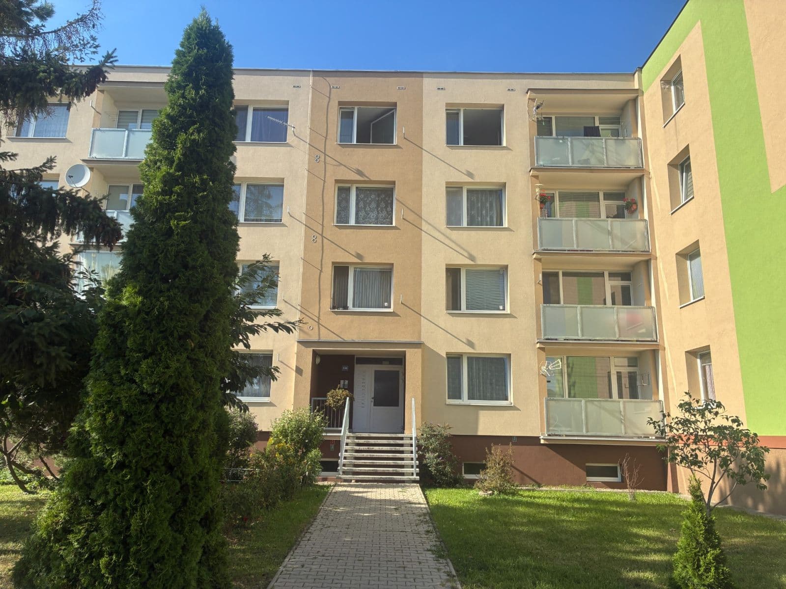 Pronájem bytu 2+kk 35 m², Zahradní, Bohušovice nad Ohří, Ústecký kraj Pronájem bytu 2+kk 35 m², Zahradní, Bohušovice nad Ohří, Ústecký kraj