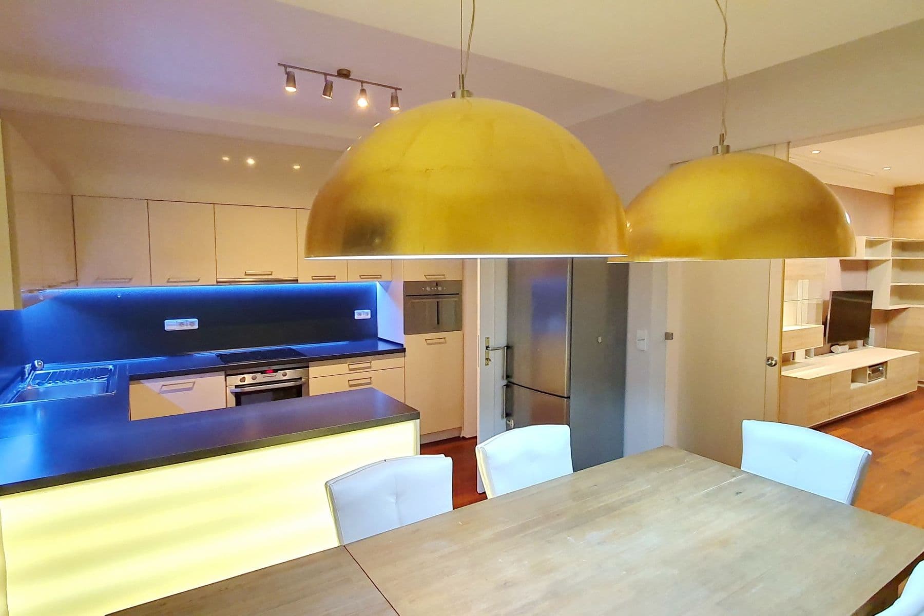 Pronájem bytu 4+1 116 m², U Kříže, Praha, Praha Pronájem bytu 4+1 116 m², U Kříže, Praha, Praha