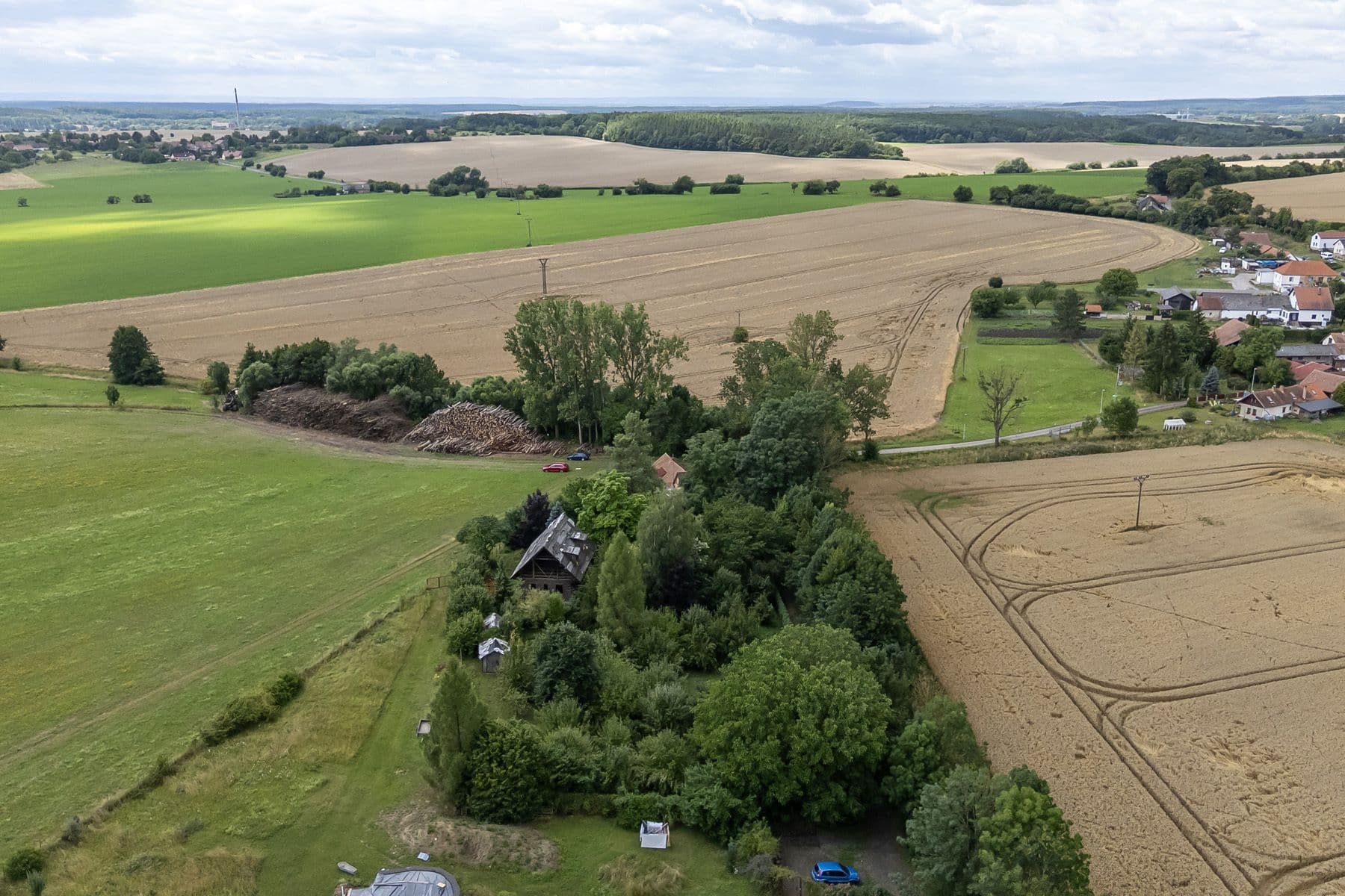 Prodej pozemku 2.621 m², Únětice, Údrnice, Královéhradecký kraj Prodej pozemku 2.621 m², Únětice, Údrnice, Královéhradecký kraj