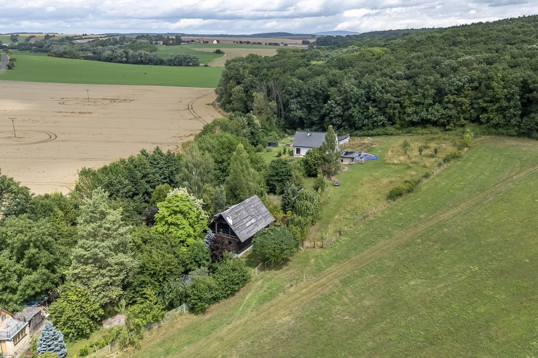 Prodej pozemku 2.621 m², Únětice, Údrnice, Královéhradecký kraj Prodej pozemku 2.621 m², Únětice, Údrnice, Královéhradecký kraj