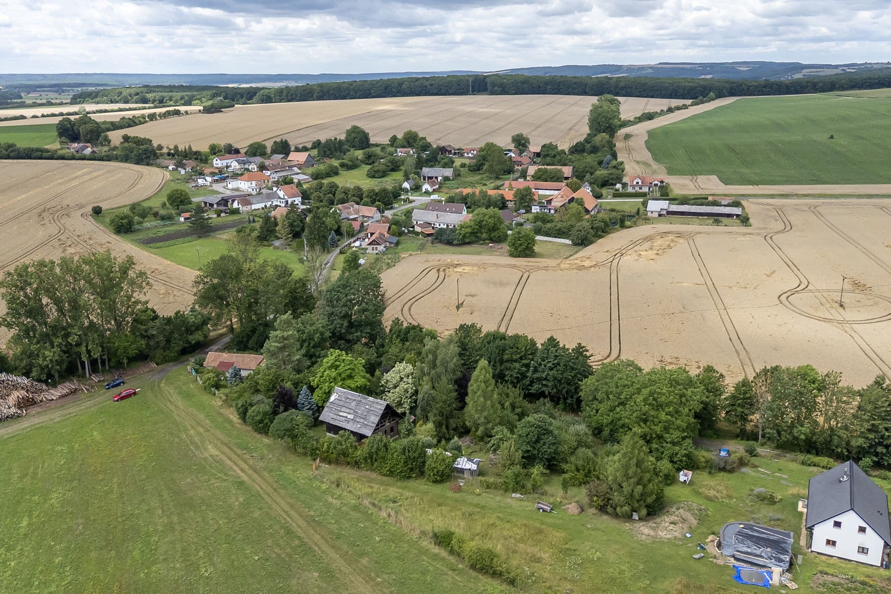 Prodej pozemku 2.621 m², Únětice, Údrnice, Královéhradecký kraj Prodej pozemku 2.621 m², Únětice, Údrnice, Královéhradecký kraj