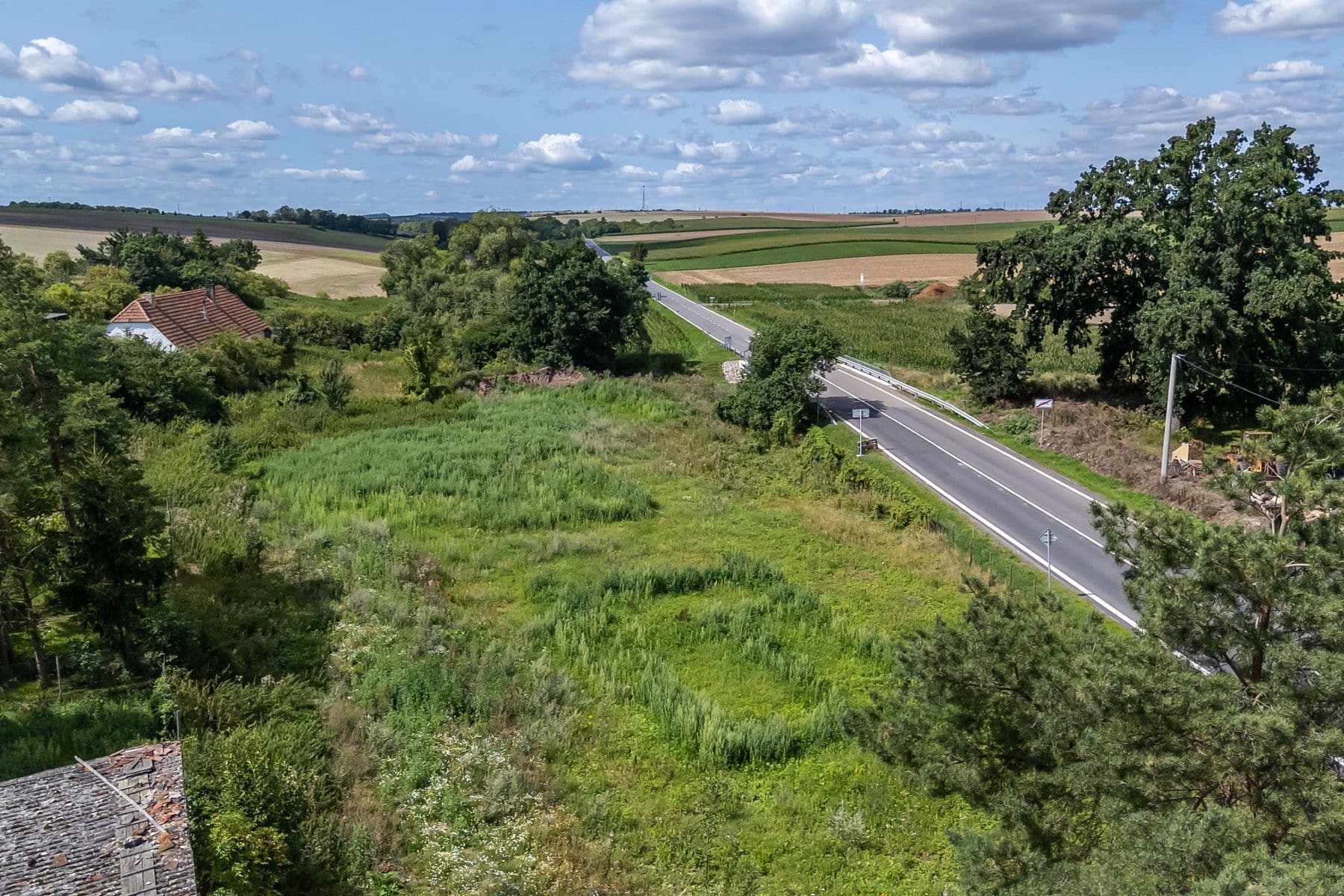 Prodej pozemku 1.161 m², Ješín, Velvary, Středočeský kraj Prodej pozemku 1.161 m², Ješín, Velvary, Středočeský kraj