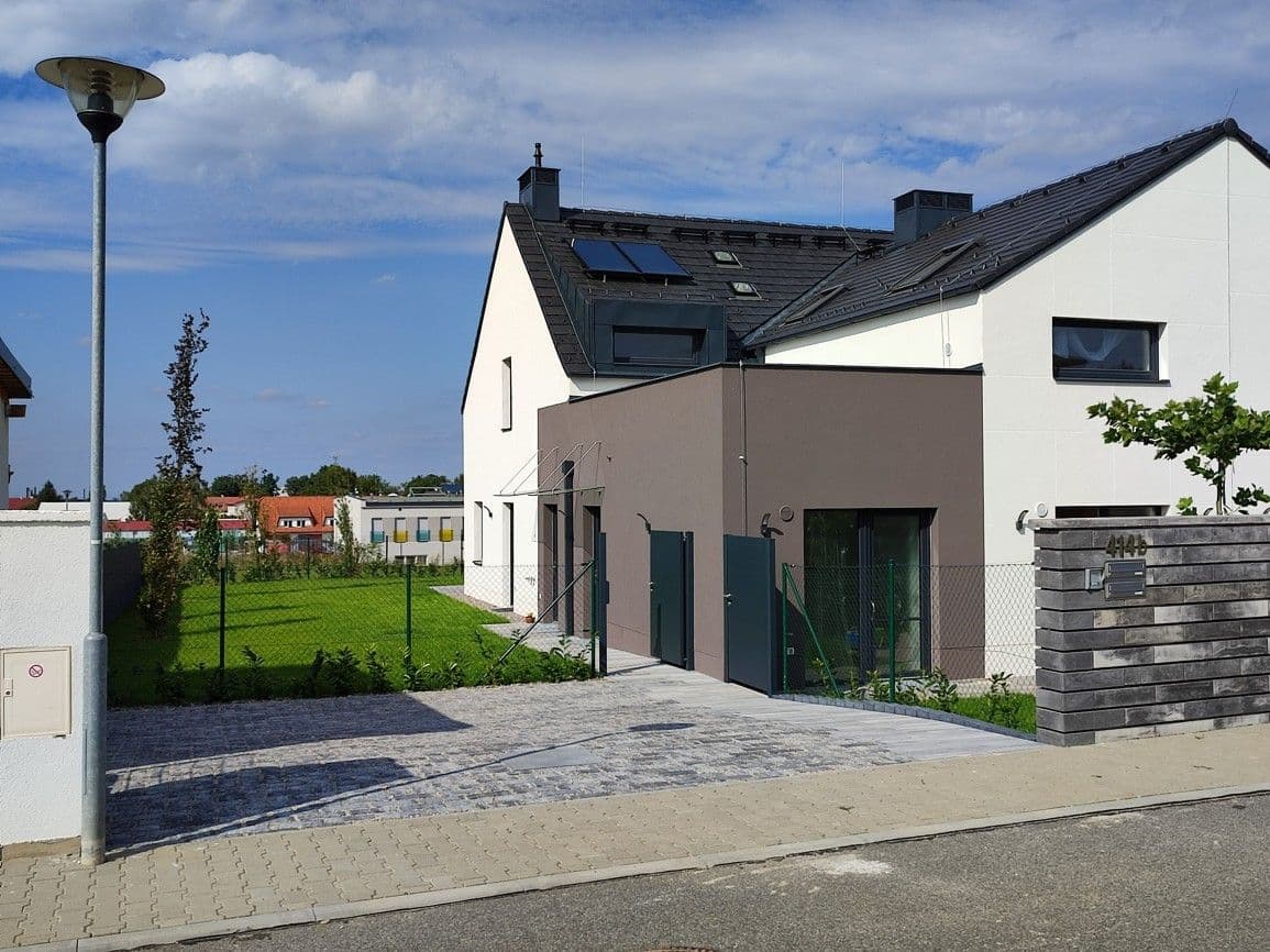 Pronájem domu 150 m², pozemek 320 m², Nad Rybníkem, Herink, Středočeský kraj Pronájem domu 150 m², pozemek 320 m², Nad Rybníkem, Herink, Středočeský kraj