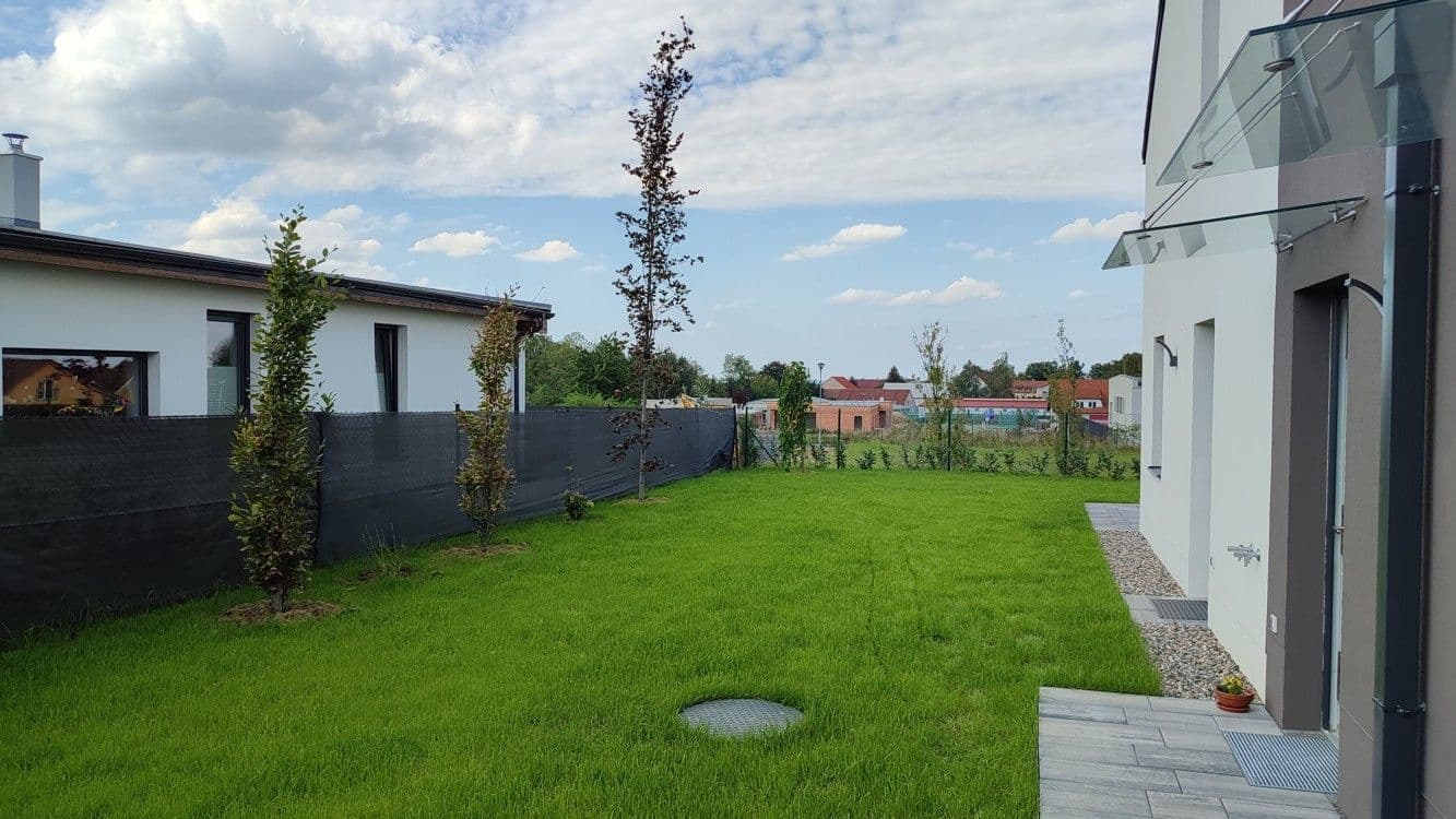 Pronájem domu 150 m², pozemek 320 m², Nad Rybníkem, Herink, Středočeský kraj Pronájem domu 150 m², pozemek 320 m², Nad Rybníkem, Herink, Středočeský kraj