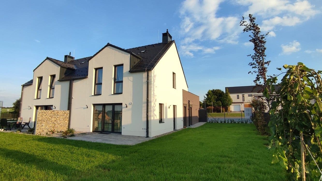 Pronájem domu 150 m², pozemek 320 m², Nad Rybníkem, Herink, Středočeský kraj Pronájem domu 150 m², pozemek 320 m², Nad Rybníkem, Herink, Středočeský kraj