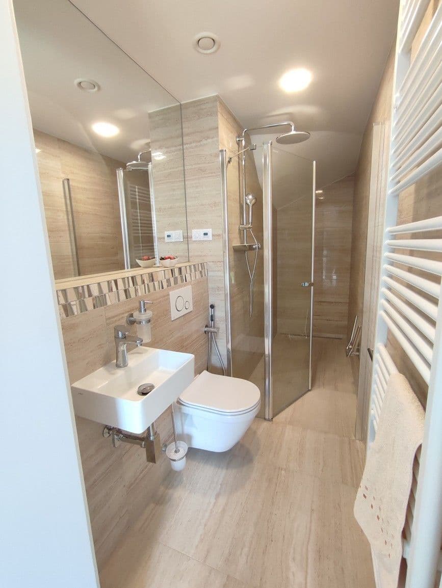 Pronájem domu 150 m², pozemek 320 m², Nad Rybníkem, Herink, Středočeský kraj Pronájem domu 150 m², pozemek 320 m², Nad Rybníkem, Herink, Středočeský kraj