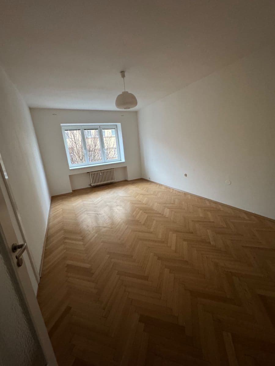 Pronájem bytu 2+kk 85 m², Jiráskova, Brno, Jihomoravský kraj Pronájem bytu 2+kk 85 m², Jiráskova, Brno, Jihomoravský kraj