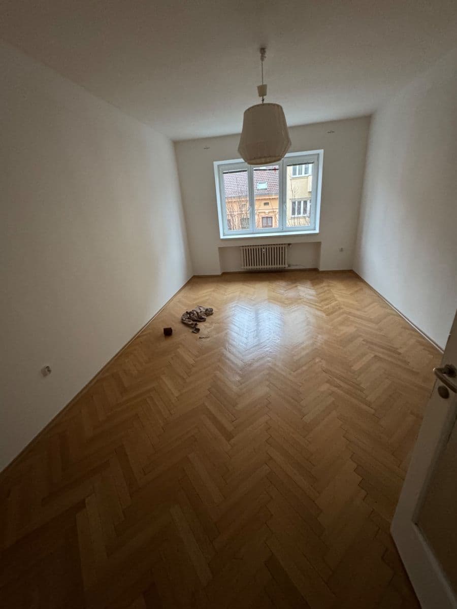 Pronájem bytu 2+kk 85 m², Jiráskova, Brno, Jihomoravský kraj Pronájem bytu 2+kk 85 m², Jiráskova, Brno, Jihomoravský kraj