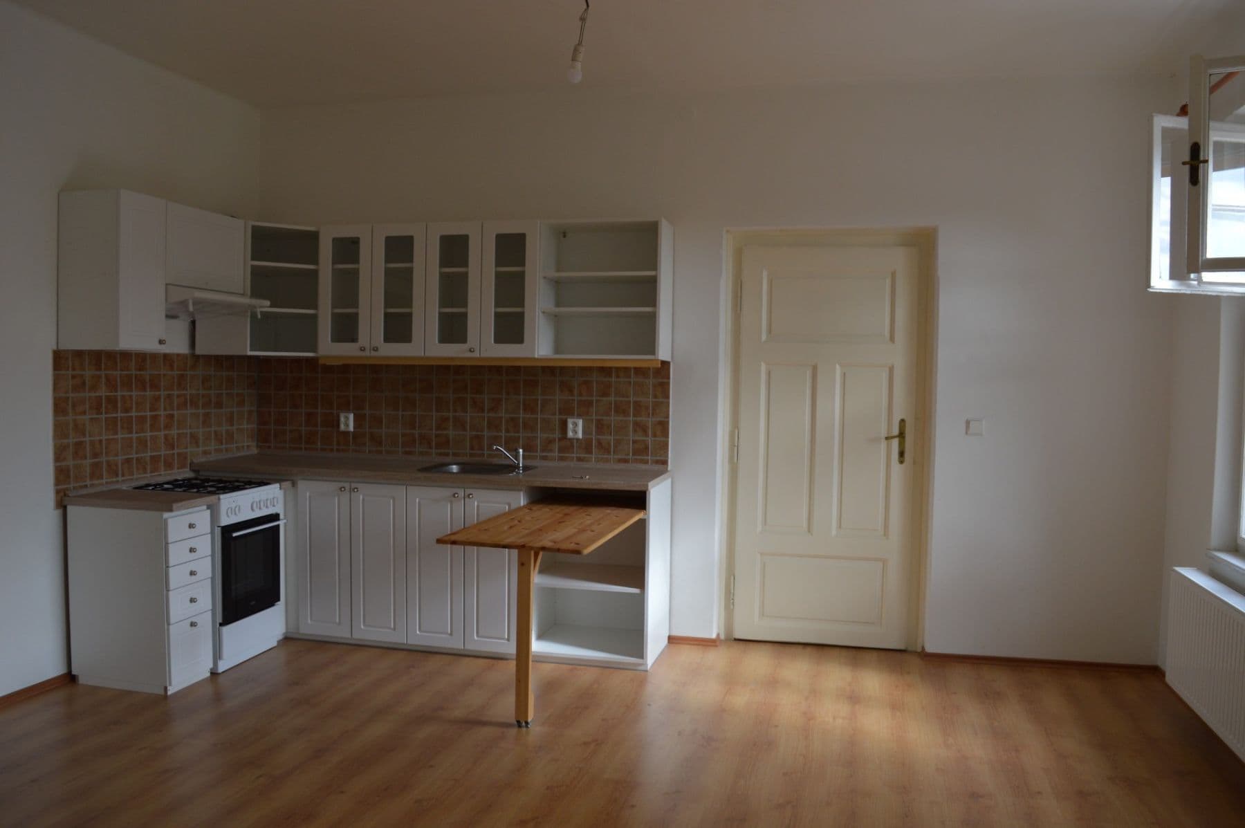 Pronájem bytu 2+kk 64 m², Viničná, Mladá Boleslav, Středočeský kraj Pronájem bytu 2+kk 64 m², Viničná, Mladá Boleslav, Středočeský kraj
