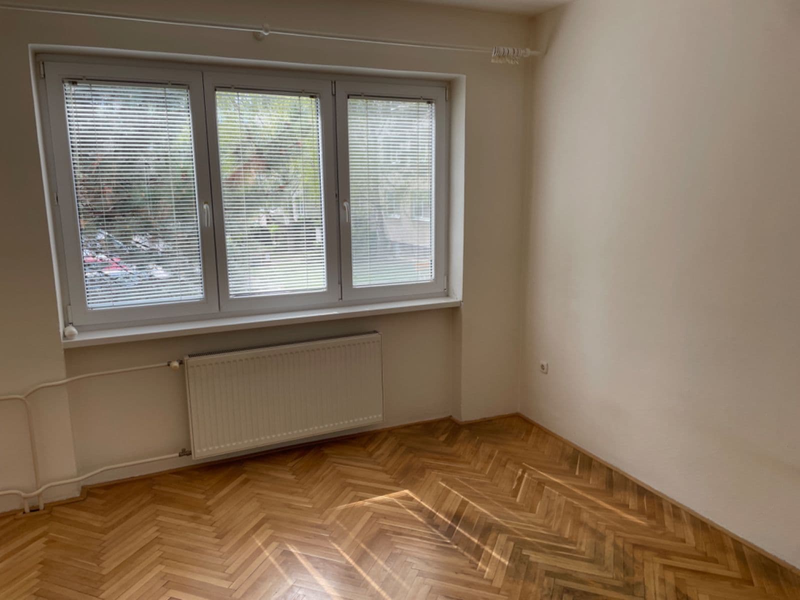 Prodej bytu 3+1 83 m², Okružní, Hustopeče, Jihomoravský kraj Prodej bytu 3+1 83 m², Okružní, Hustopeče, Jihomoravský kraj