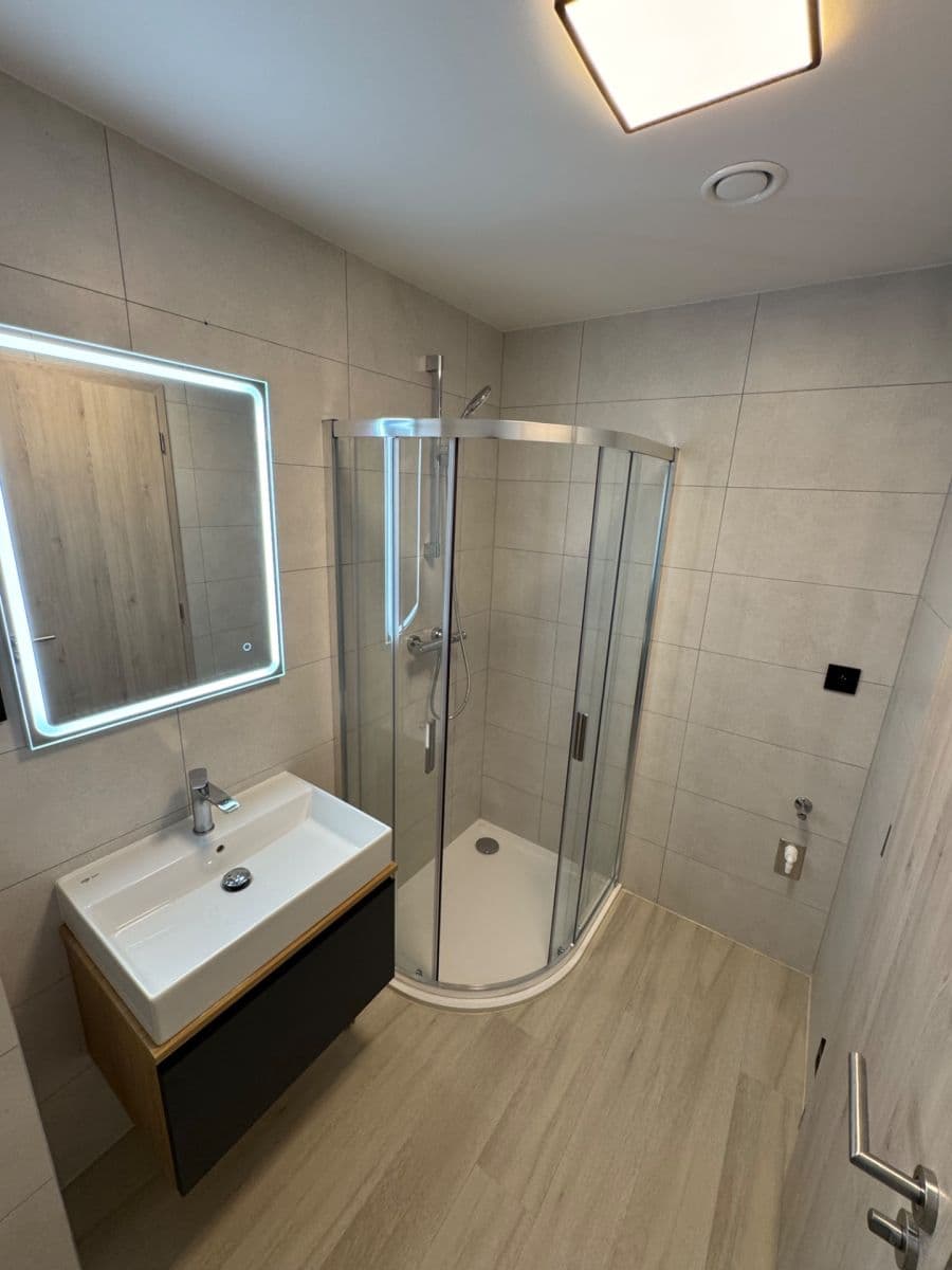 Pronájem bytu 2+kk 38 m², Na Zlíchově, Praha, Praha Pronájem bytu 2+kk 38 m², Na Zlíchově, Praha, Praha
