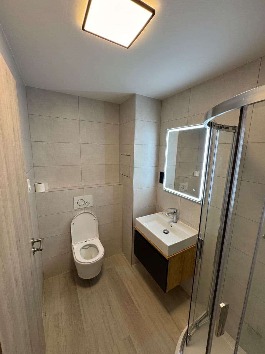 Pronájem bytu 2+kk 38 m², Na Zlíchově, Praha, Praha Pronájem bytu 2+kk 38 m², Na Zlíchově, Praha, Praha