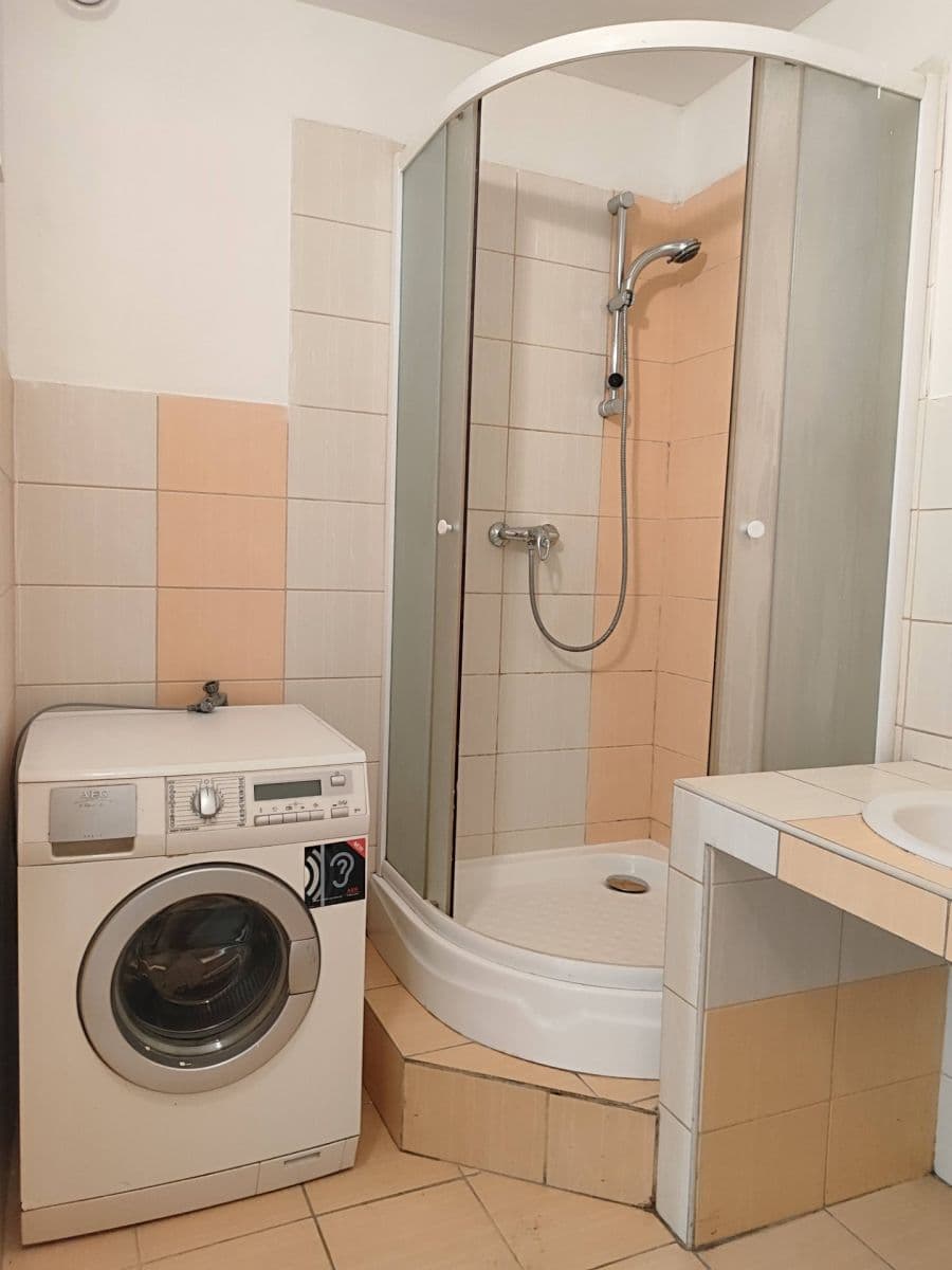 Pronájem bytu 2+kk 60 m², Švabinského, Valašské Meziříčí, Zlínský kraj Pronájem bytu 2+kk 60 m², Švabinského, Valašské Meziříčí, Zlínský kraj