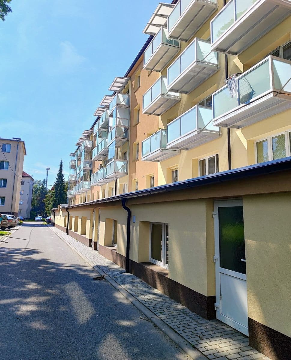 Pronájem bytu 2+kk 60 m², Švabinského, Valašské Meziříčí, Zlínský kraj Pronájem bytu 2+kk 60 m², Švabinského, Valašské Meziříčí, Zlínský kraj