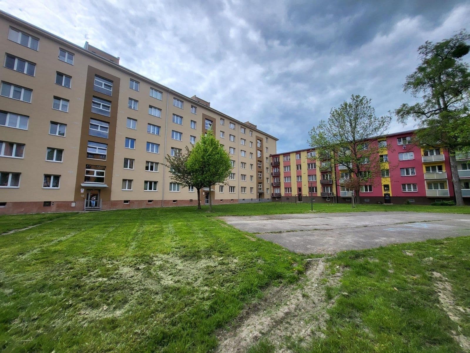 Pronájem bytu 2+1 52 m², Kosmonautů, Karviná, Moravskoslezský kraj Pronájem bytu 2+1 52 m², Kosmonautů, Karviná, Moravskoslezský kraj