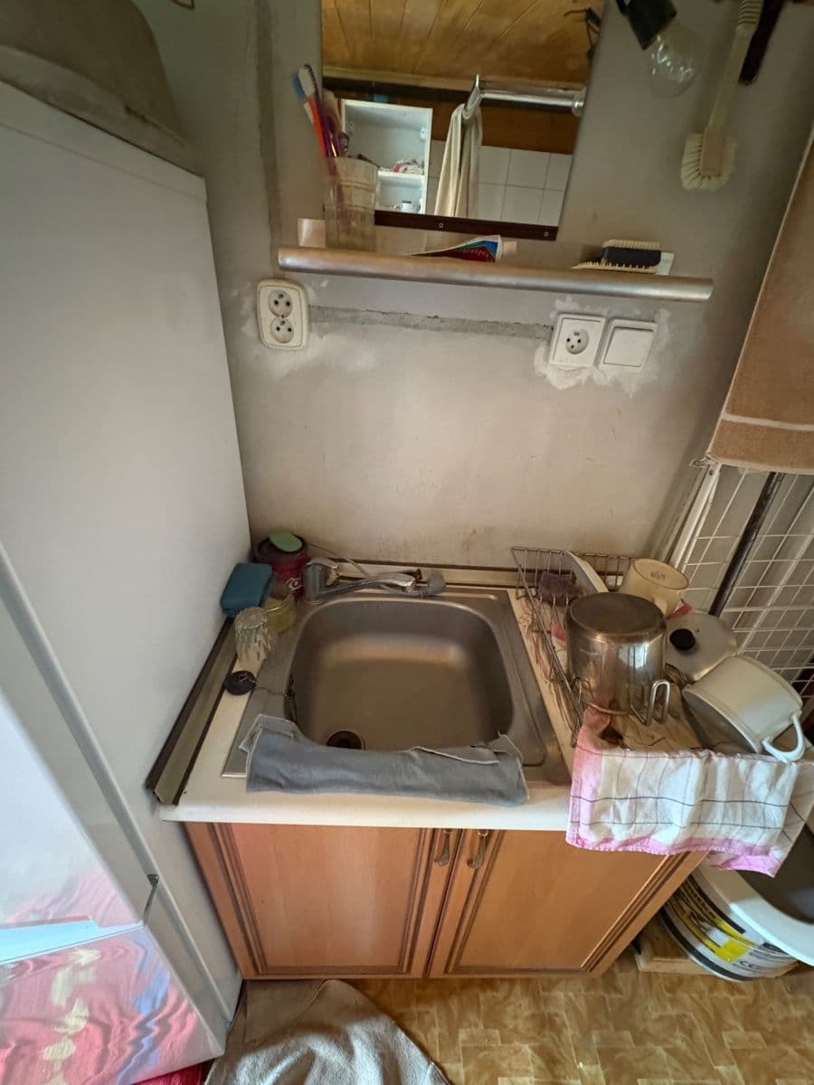 Prodej chaty, chalupy 16 m², pozemek 30 m², Jedličkovy Lázně, Černošice, Středočeský kraj Prodej chaty, chalupy 16 m², pozemek 30 m², Jedličkovy Lázně, Černošice, Středočeský kraj