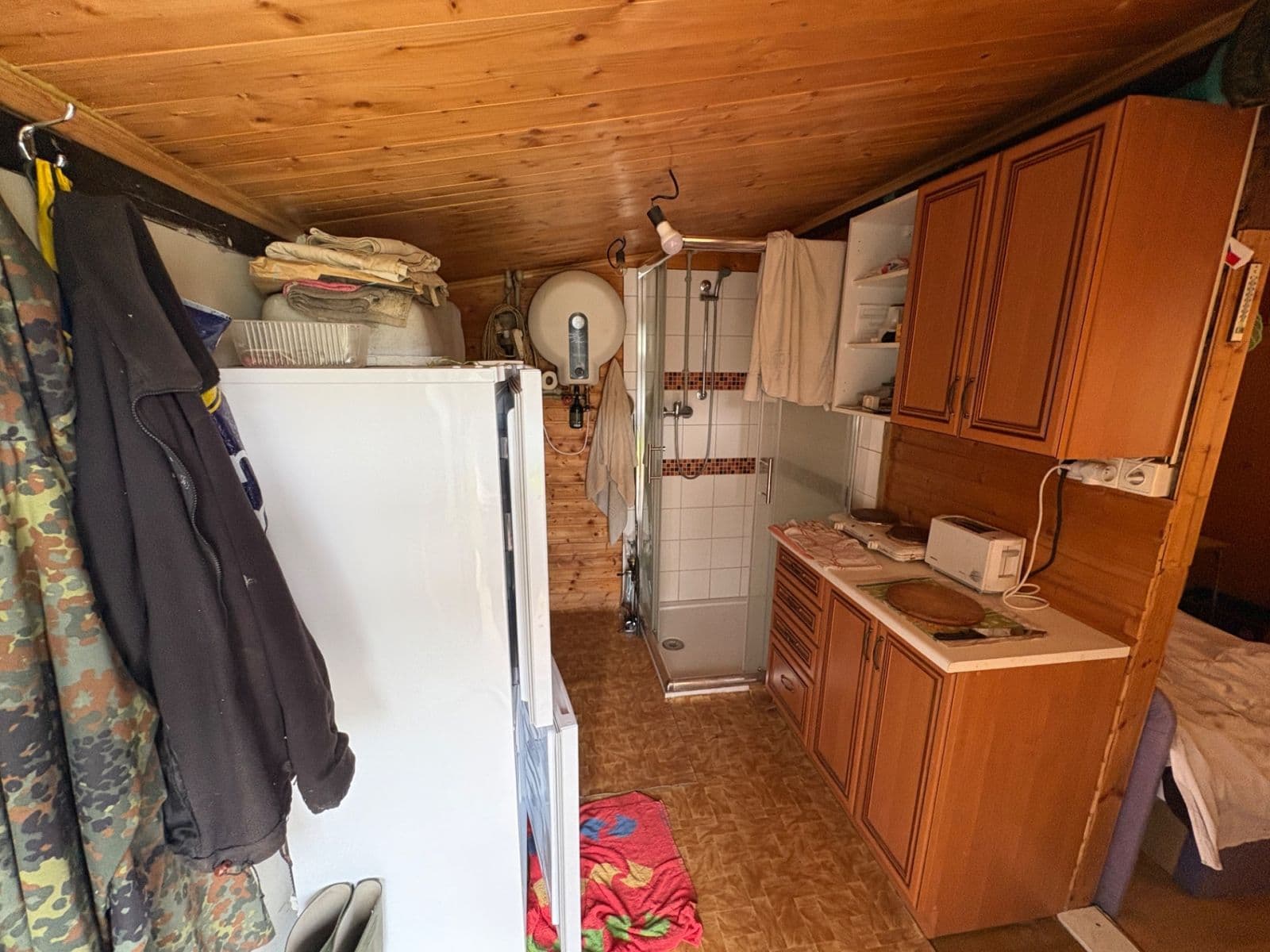 Prodej chaty, chalupy 16 m², pozemek 30 m², Jedličkovy Lázně, Černošice, Středočeský kraj Prodej chaty, chalupy 16 m², pozemek 30 m², Jedličkovy Lázně, Černošice, Středočeský kraj