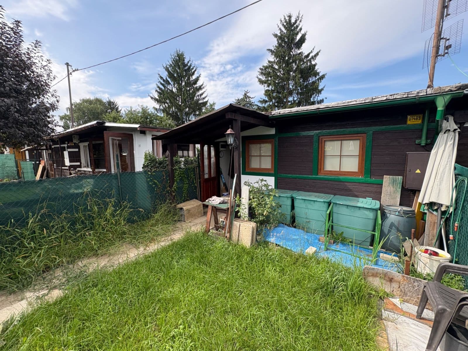 Prodej chaty, chalupy 16 m², pozemek 30 m², Jedličkovy Lázně, Černošice, Středočeský kraj Prodej chaty, chalupy 16 m², pozemek 30 m², Jedličkovy Lázně, Černošice, Středočeský kraj