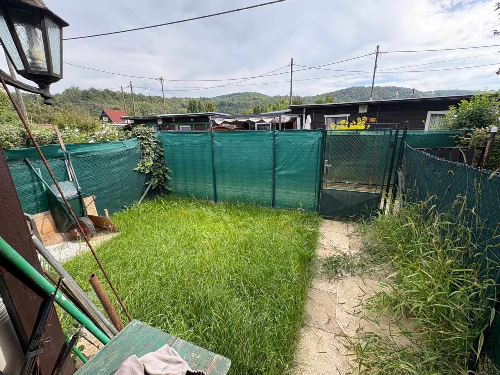 Prodej chaty, chalupy 16 m², pozemek 30 m², Jedličkovy Lázně, Černošice, Středočeský kraj Prodej chaty, chalupy 16 m², pozemek 30 m², Jedličkovy Lázně, Černošice, Středočeský kraj