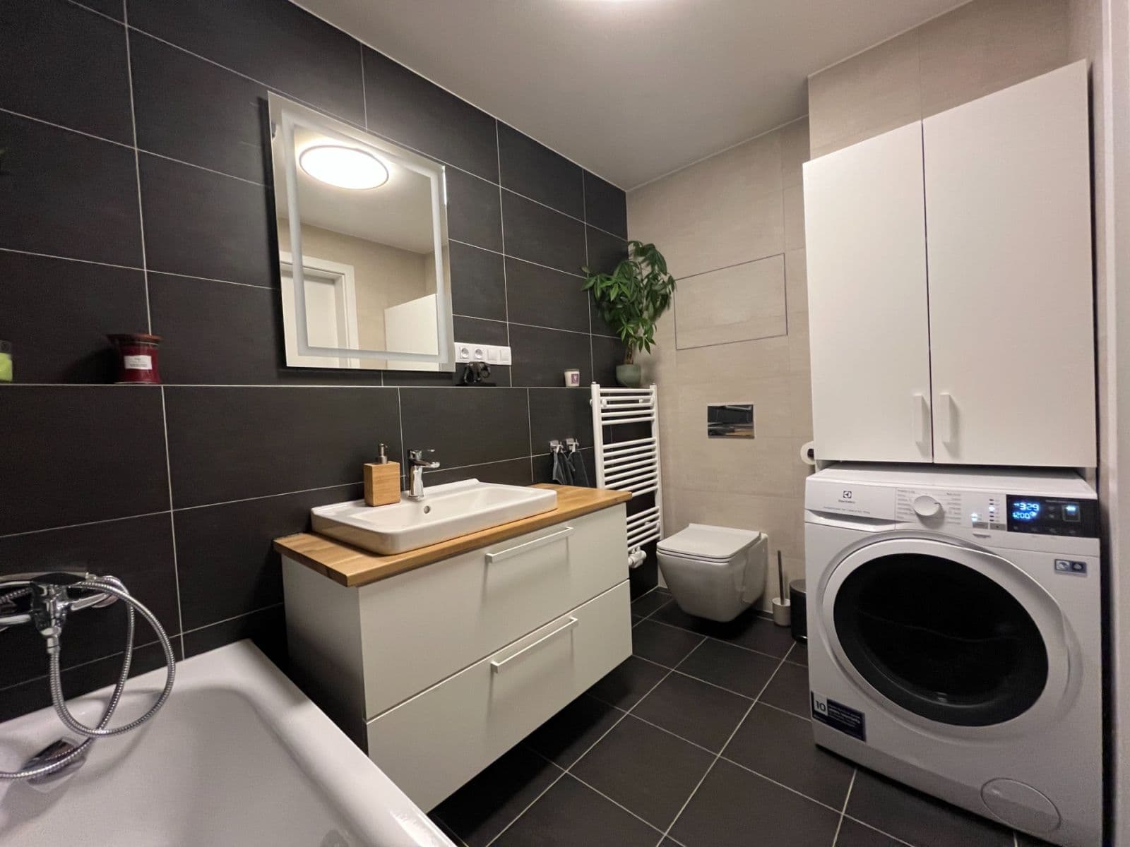 Pronájem bytu 2+kk 54 m², Olgy Havlové, Praha, Praha Pronájem bytu 2+kk 54 m², Olgy Havlové, Praha, Praha