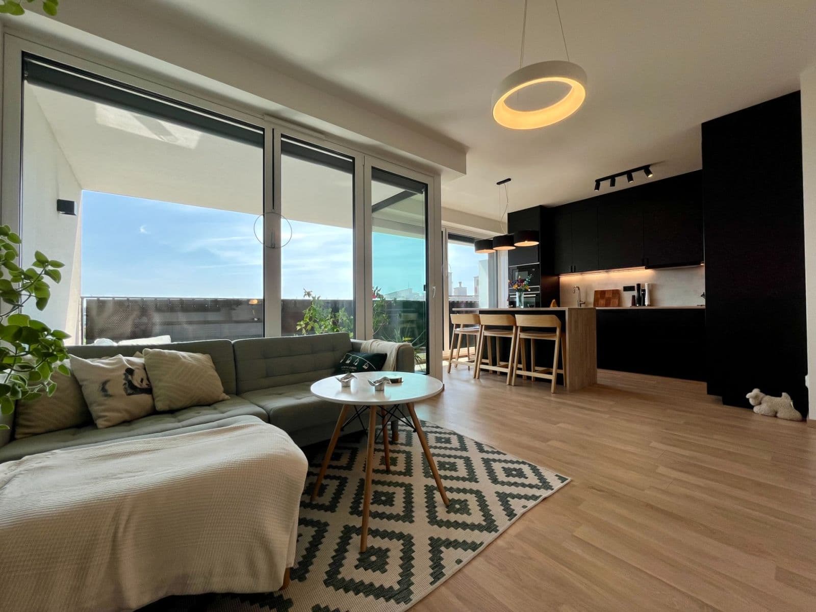 Pronájem bytu 2+kk 54 m², Olgy Havlové, Praha, Praha Pronájem bytu 2+kk 54 m², Olgy Havlové, Praha, Praha