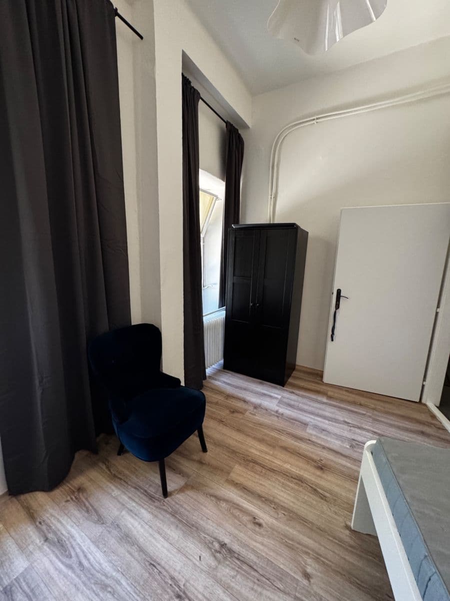 Pronájem bytu 7+1 12 m², Hudcova, Brno, Jihomoravský kraj Pronájem bytu 7+1 12 m², Hudcova, Brno, Jihomoravský kraj