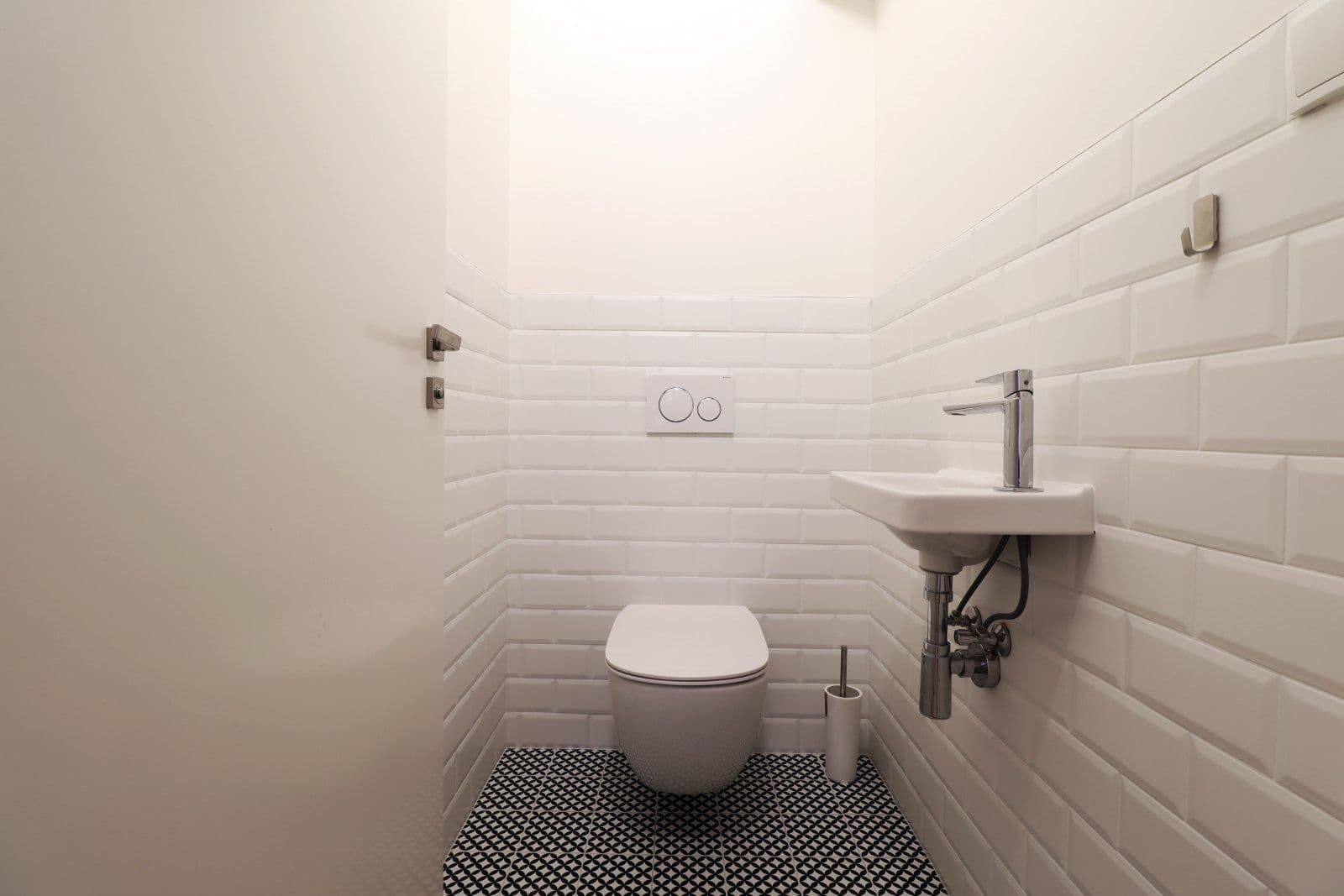 Pronájem bytu 3+kk 75 m², Křižíkova, Praha, Praha Pronájem bytu 3+kk 75 m², Křižíkova, Praha, Praha