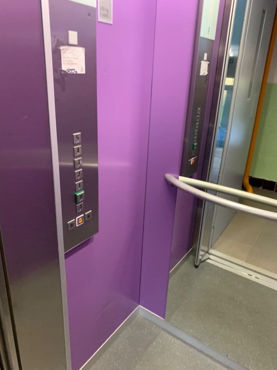 Pronájem bytu 2+kk 54 m², 28. pluku, Praha, Praha Pronájem bytu 2+kk 54 m², 28. pluku, Praha, Praha