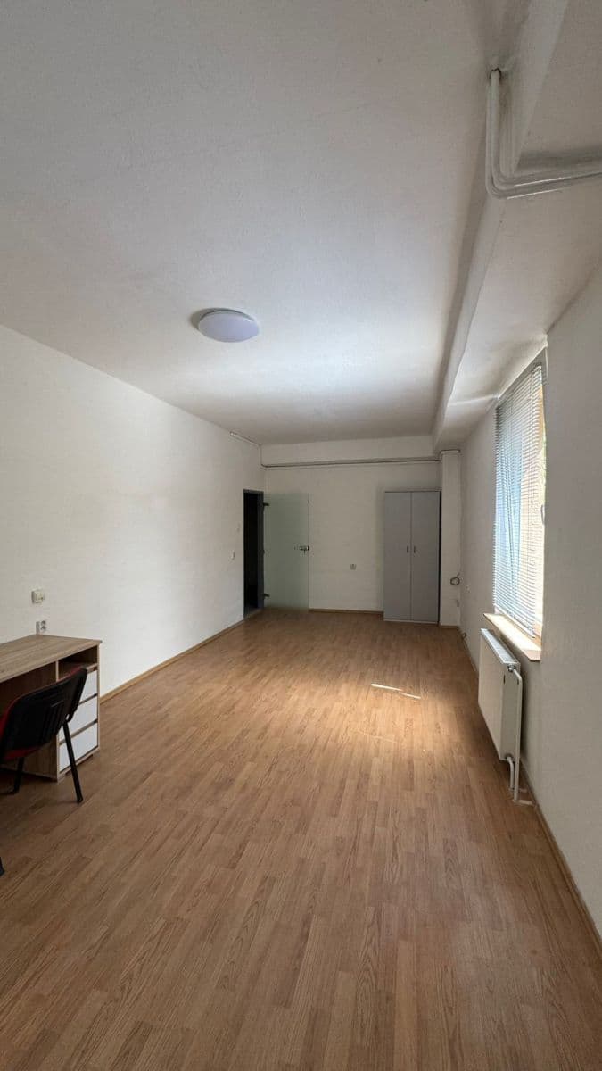 Pronájem kanceláře 24 m², Nový Zlíchov, Praha, Praha Pronájem kanceláře 24 m², Nový Zlíchov, Praha, Praha