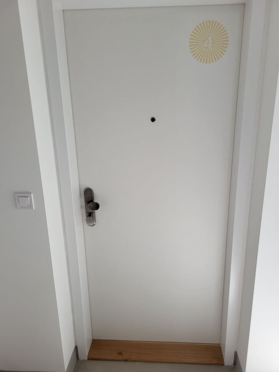 Pronájem bytu 1+kk 31 m², Podbělová, Praha, Praha Pronájem bytu 1+kk 31 m², Podbělová, Praha, Praha