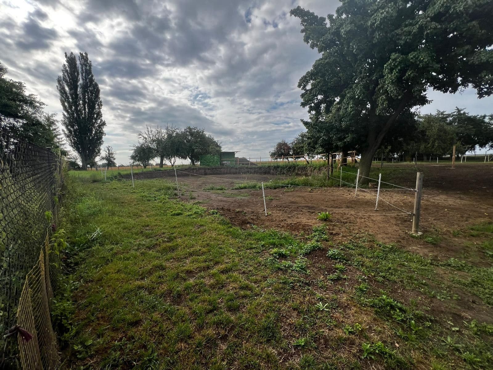 Prodej domu 160 m², pozemek 6.276 m², Vinary, Královéhradecký kraj Prodej domu 160 m², pozemek 6.276 m², Vinary, Královéhradecký kraj