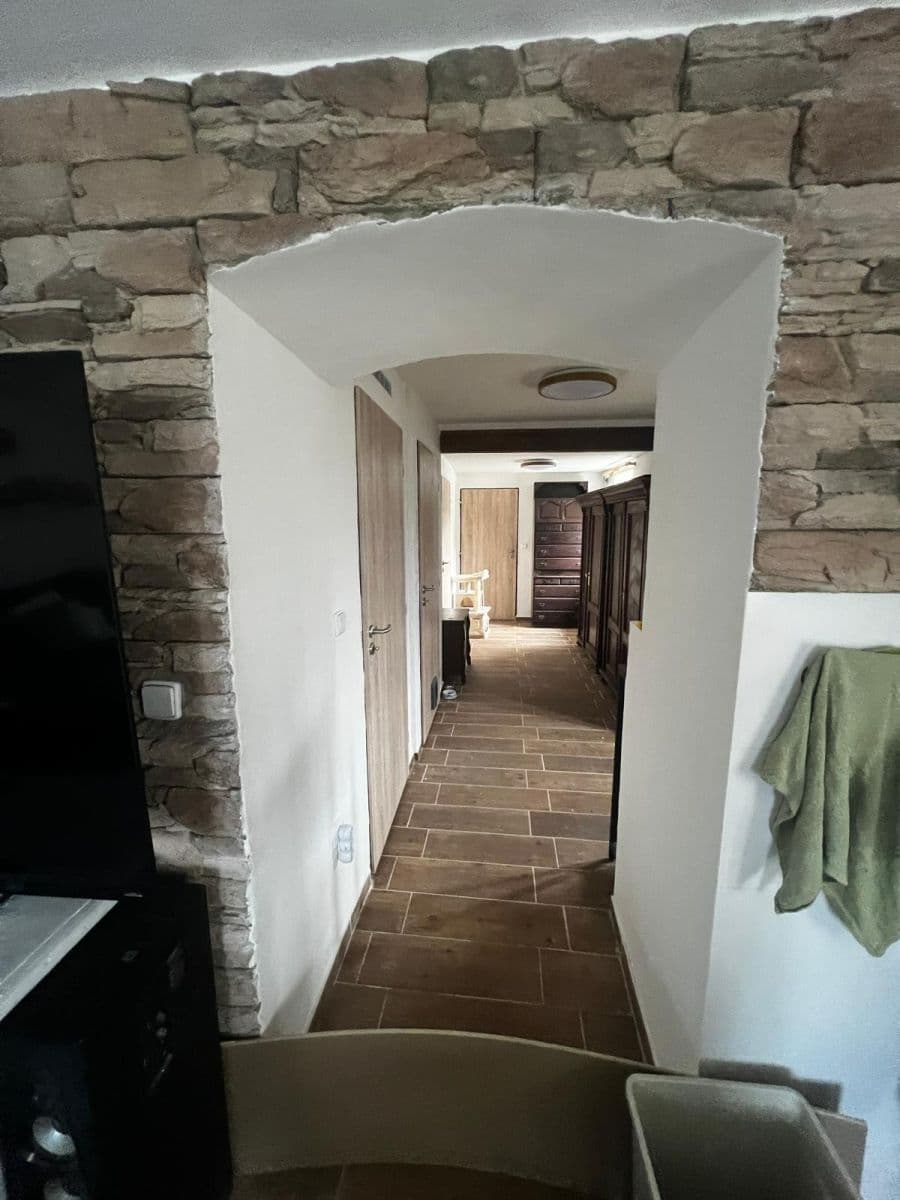 Prodej domu 160 m², pozemek 6.276 m², Vinary, Královéhradecký kraj Prodej domu 160 m², pozemek 6.276 m², Vinary, Královéhradecký kraj