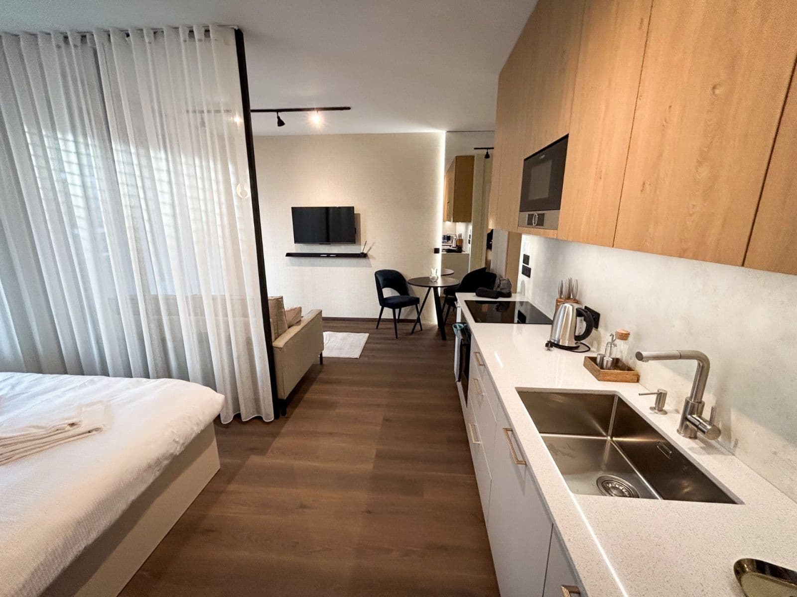 Pronájem bytu 1+kk 32 m², Olgy Havlové, Praha, Praha Pronájem bytu 1+kk 32 m², Olgy Havlové, Praha, Praha