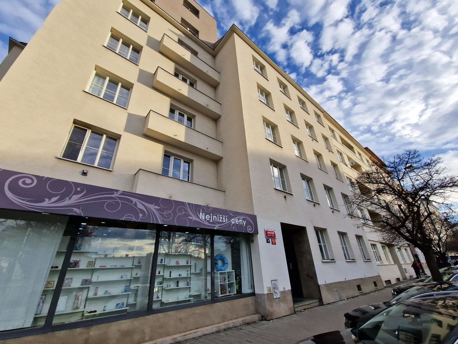 Pronájem bytu 1+kk 21 m², Sportovní, Praha, Praha Pronájem bytu 1+kk 21 m², Sportovní, Praha, Praha