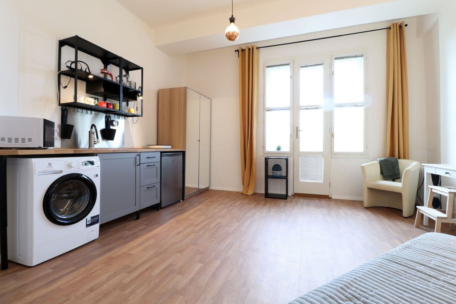 Pronájem bytu 1+kk 21 m², Sportovní, Praha, Praha Pronájem bytu 1+kk 21 m², Sportovní, Praha, Praha